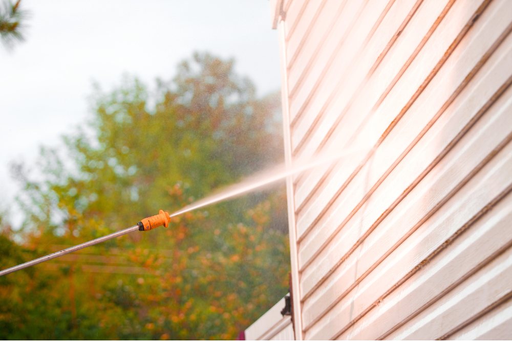 Power Wash a House in Massachusetts